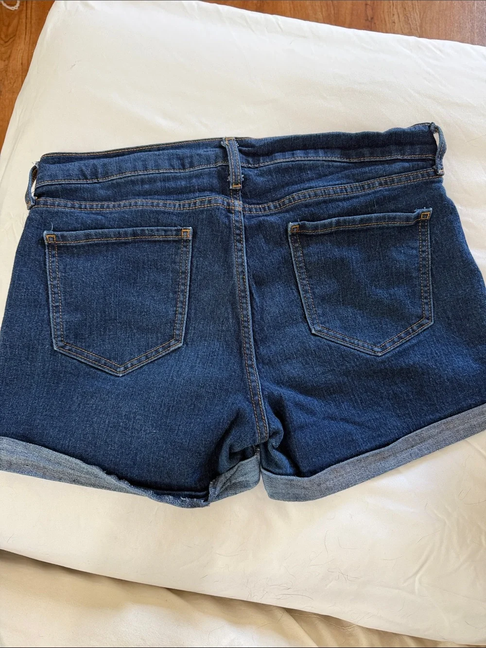 Old Navy Semi-Fitted Dark Blue Rolled-Hem Denim Shorts